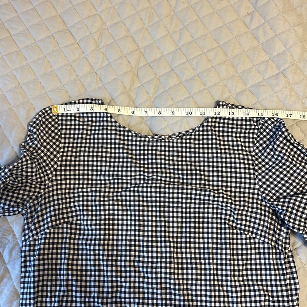 Plaid top - Picture 4 of 5